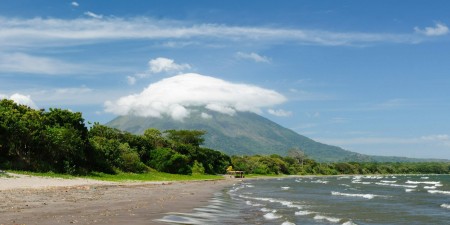 OMETEPE ISLAND ( SANTA CRUZ )